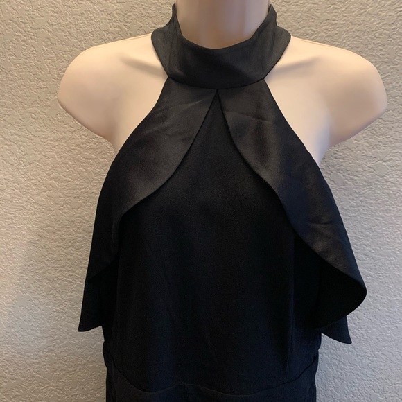 Women’s Carolina Belle Ruffle Sleeve Romper - Picture 4 of 7